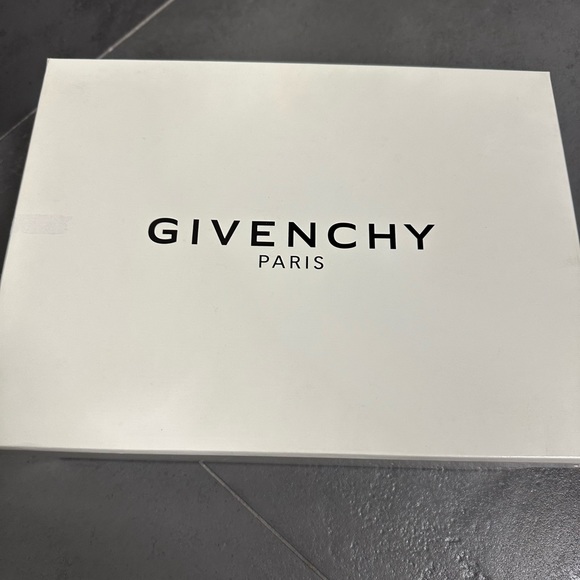 Givenchy sneakers - Picture 6 of 6